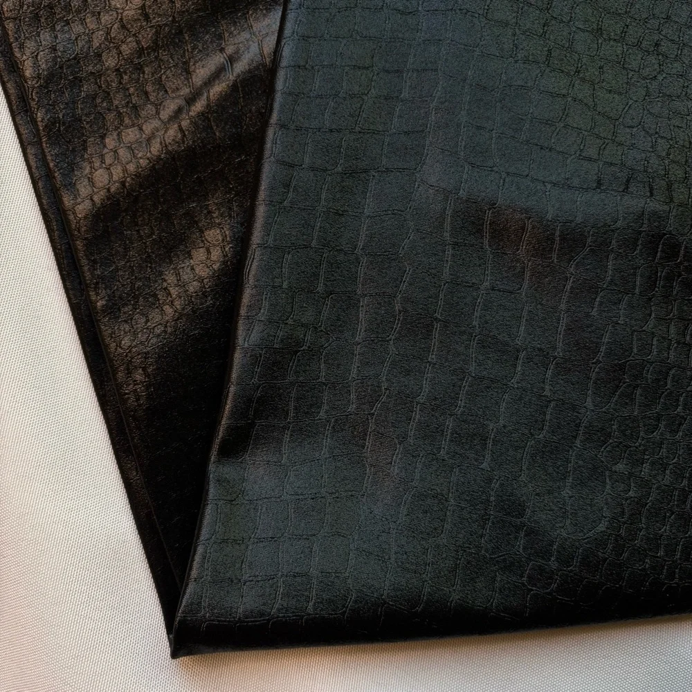 Carbon 38 Croc Takara Shine High-Waisted Black Leggings - Picture 3 of 8